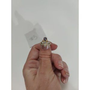 BNIB gold ring with gem pattern (3)